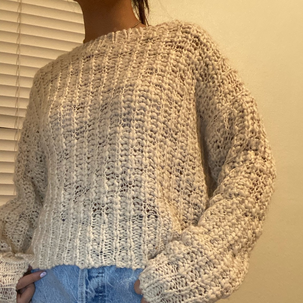 F21 CREAM/ TAN KNIT SWEATER